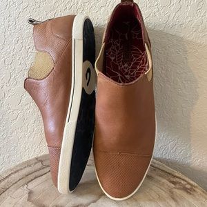 OluKai slip on women’s loafers